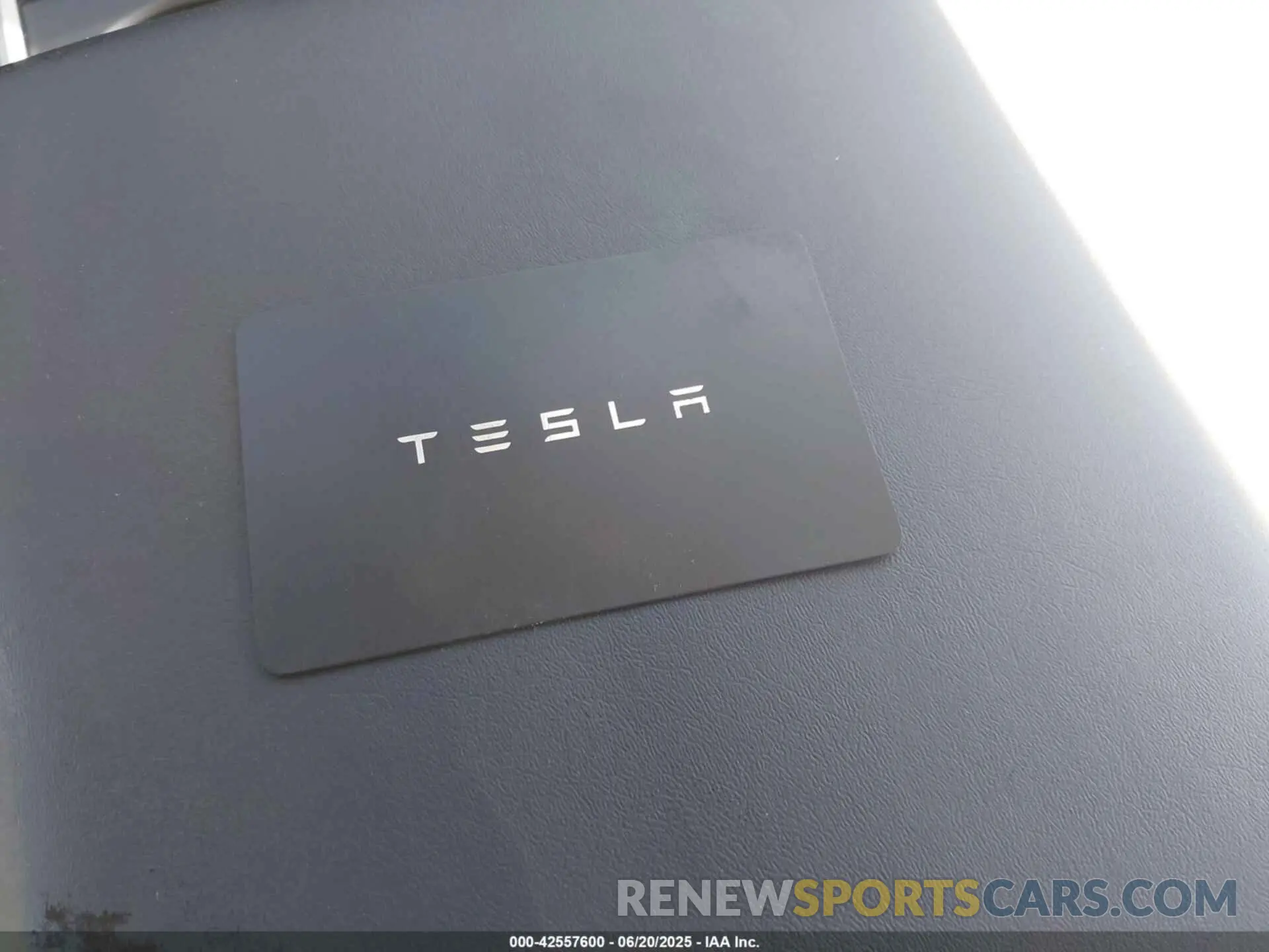 11 Photograph of a damaged car 5YJ3E1EA8MF018338 TESLA MODEL 3 2021