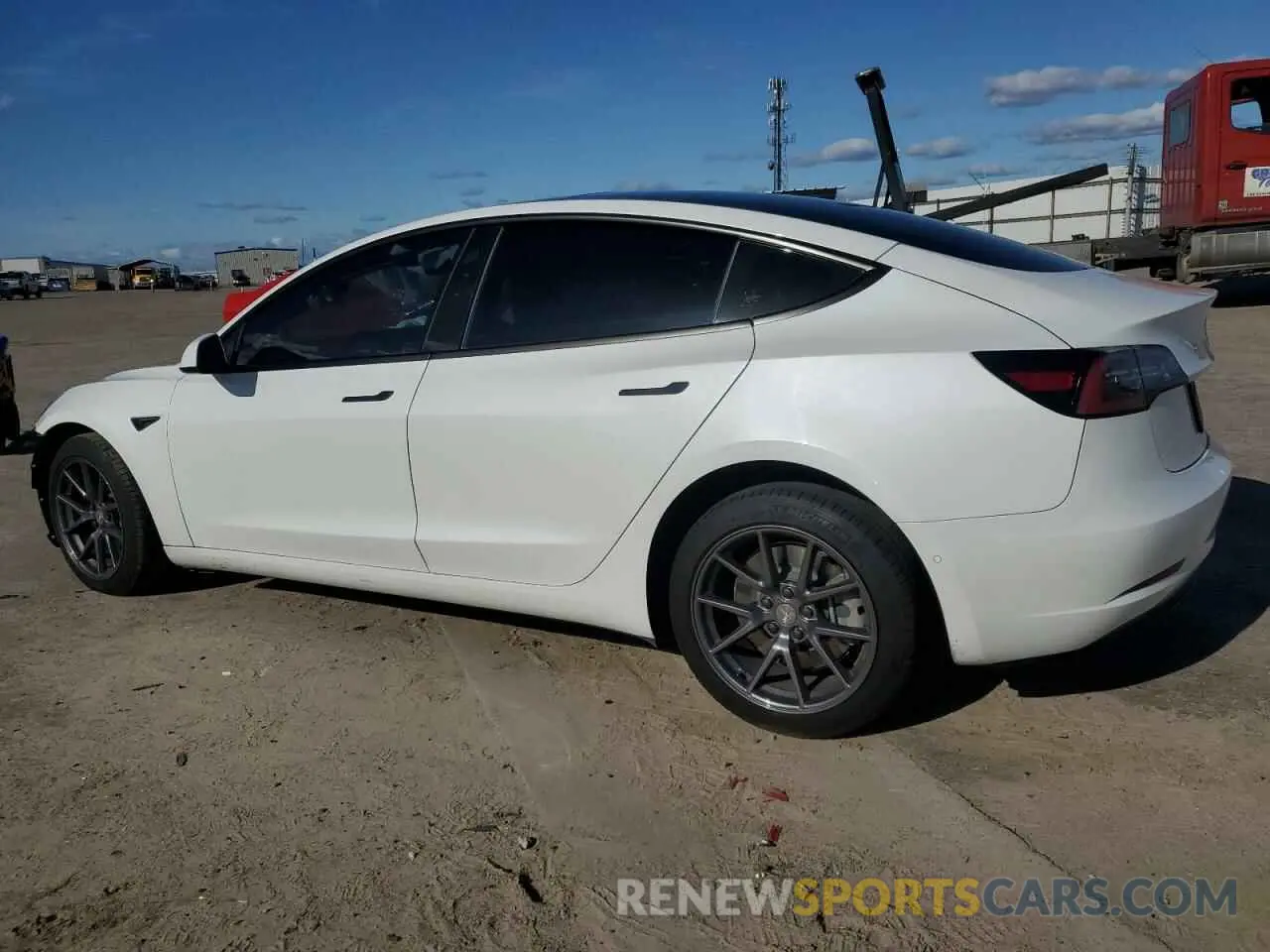 2 Photograph of a damaged car 5YJ3E1EA8MF074974 TESLA MODEL 3 2021