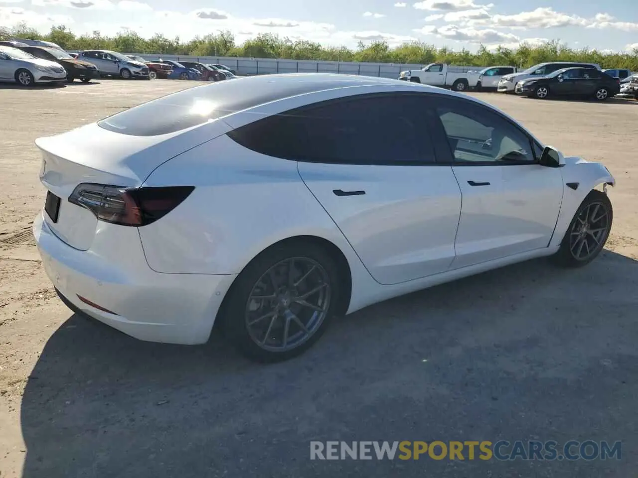 3 Photograph of a damaged car 5YJ3E1EA8MF074974 TESLA MODEL 3 2021