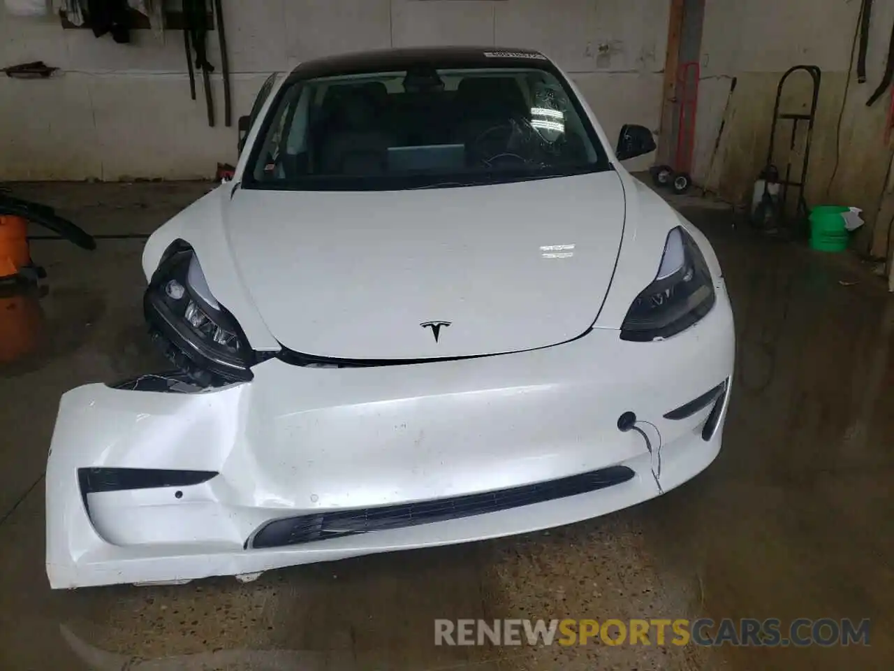 5 Photograph of a damaged car 5YJ3E1EA8MF083173 TESLA MODEL 3 2021