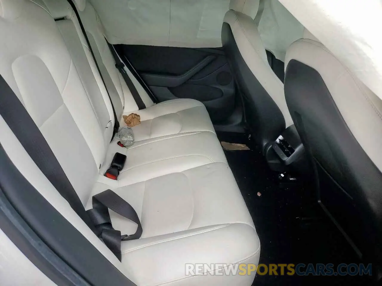 10 Photograph of a damaged car 5YJ3E1EA8MF088874 TESLA MODEL 3 2021