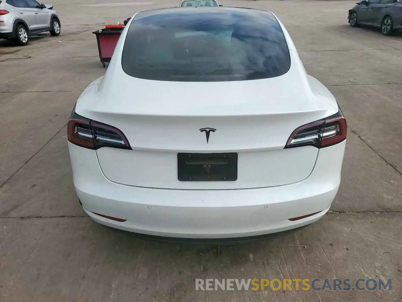 6 Photograph of a damaged car 5YJ3E1EA8MF088874 TESLA MODEL 3 2021