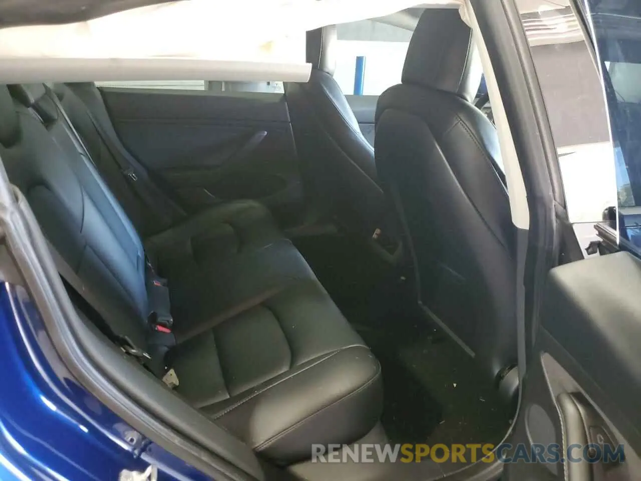 10 Photograph of a damaged car 5YJ3E1EA8MF089376 TESLA MODEL 3 2021
