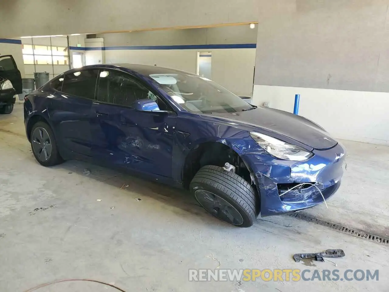 4 Photograph of a damaged car 5YJ3E1EA8MF089376 TESLA MODEL 3 2021