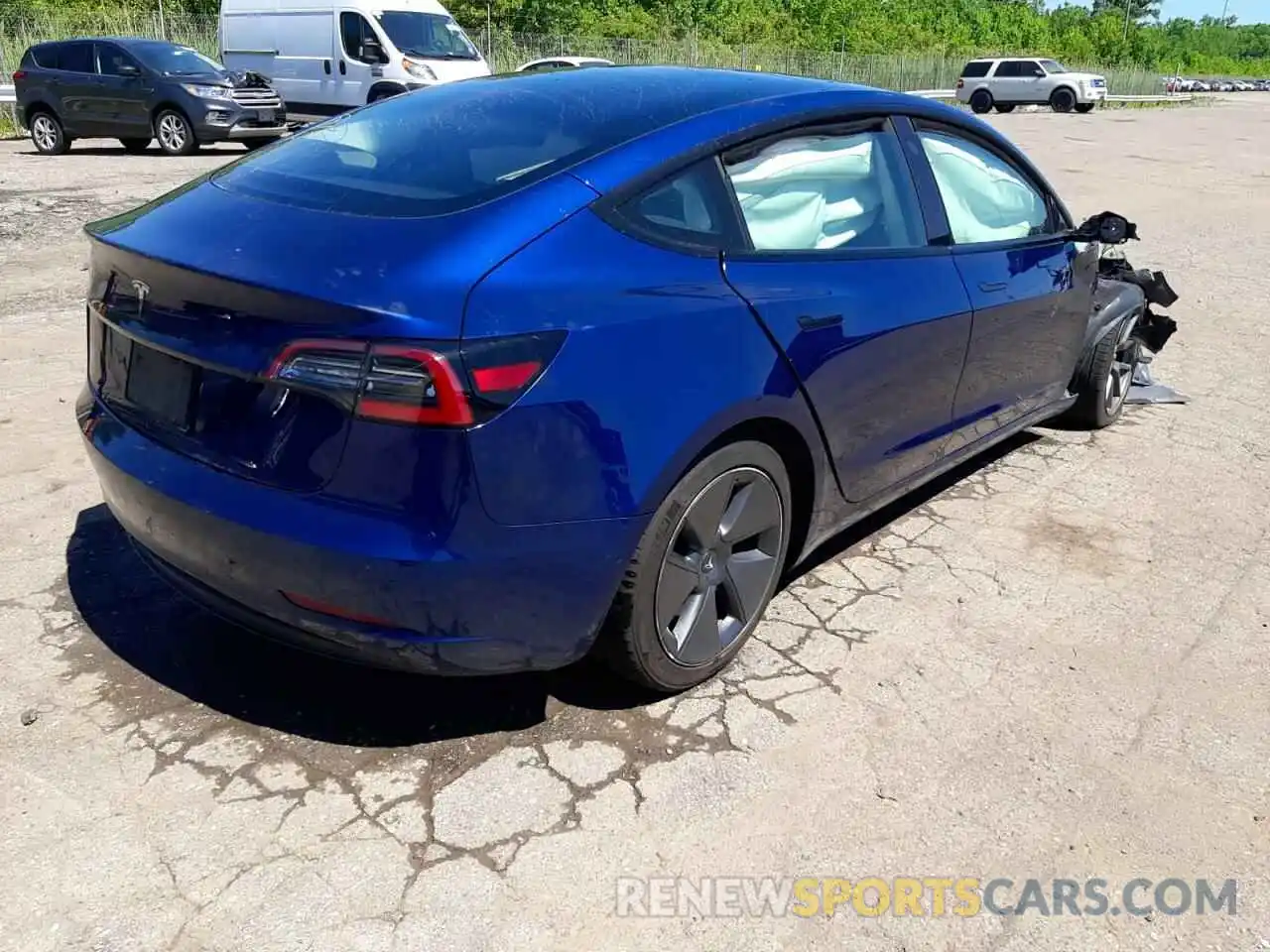 4 Photograph of a damaged car 5YJ3E1EA8MF093394 TESLA MODEL 3 2021