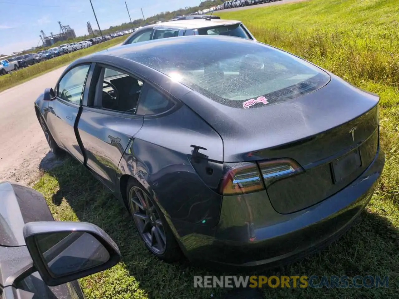 2 Photograph of a damaged car 5YJ3E1EA8MF093475 TESLA MODEL 3 2021