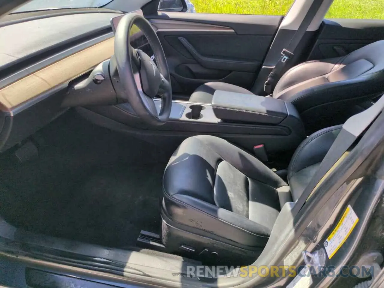 7 Photograph of a damaged car 5YJ3E1EA8MF093475 TESLA MODEL 3 2021