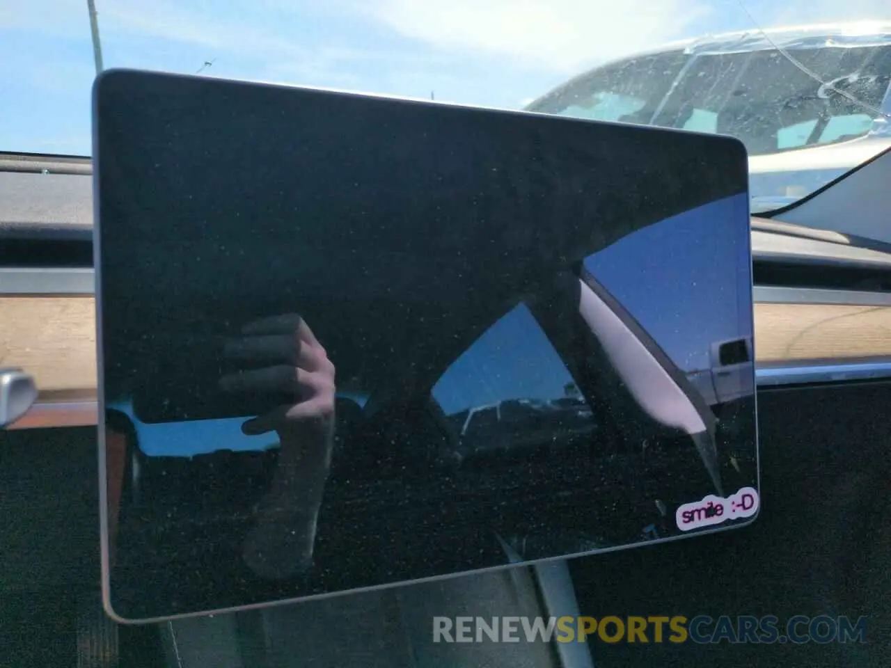 9 Photograph of a damaged car 5YJ3E1EA8MF093475 TESLA MODEL 3 2021