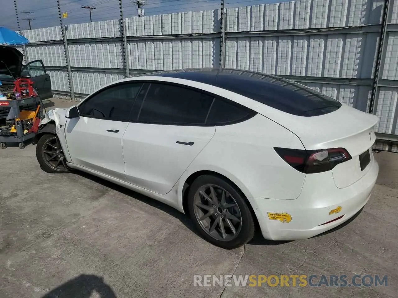 2 Photograph of a damaged car 5YJ3E1EA8MF098935 TESLA MODEL 3 2021