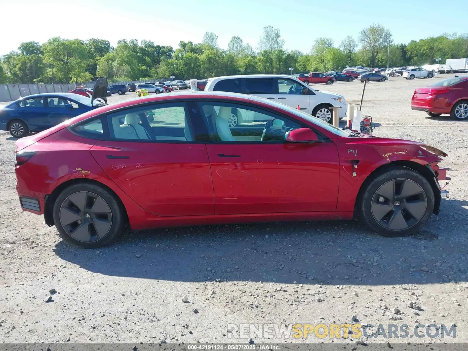 13 Photograph of a damaged car 5YJ3E1EA8MF842663 TESLA MODEL 3 2021