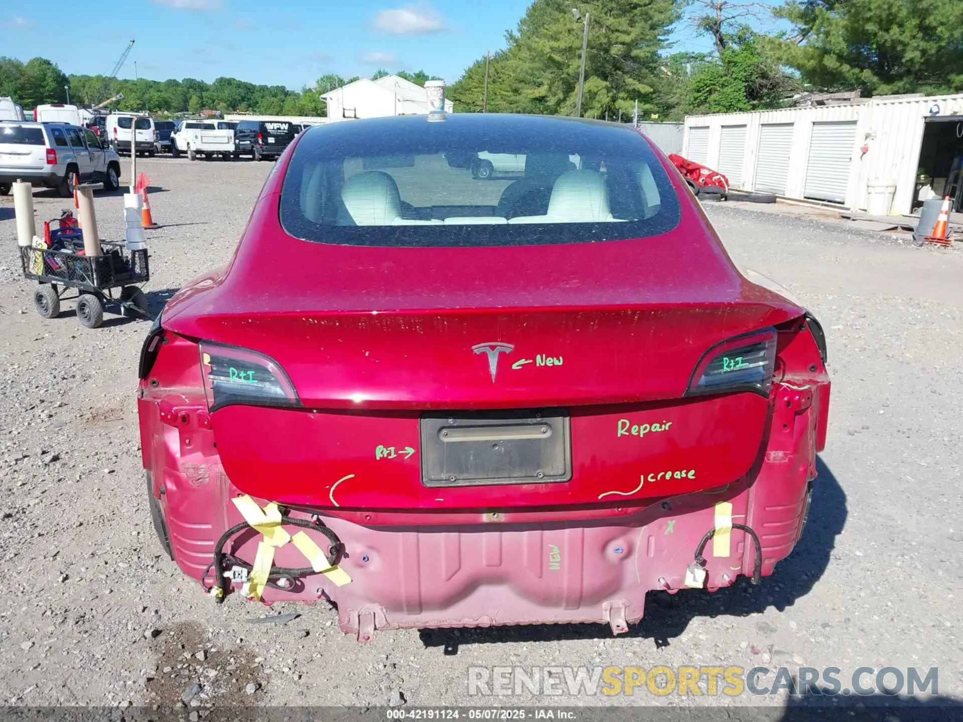 16 Photograph of a damaged car 5YJ3E1EA8MF842663 TESLA MODEL 3 2021