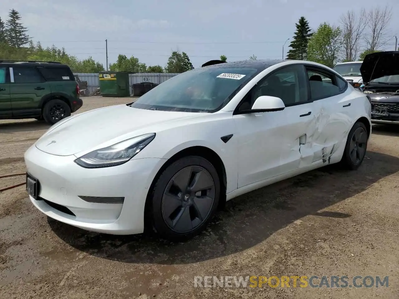 1 Photograph of a damaged car 5YJ3E1EA8MF847846 TESLA MODEL 3 2021