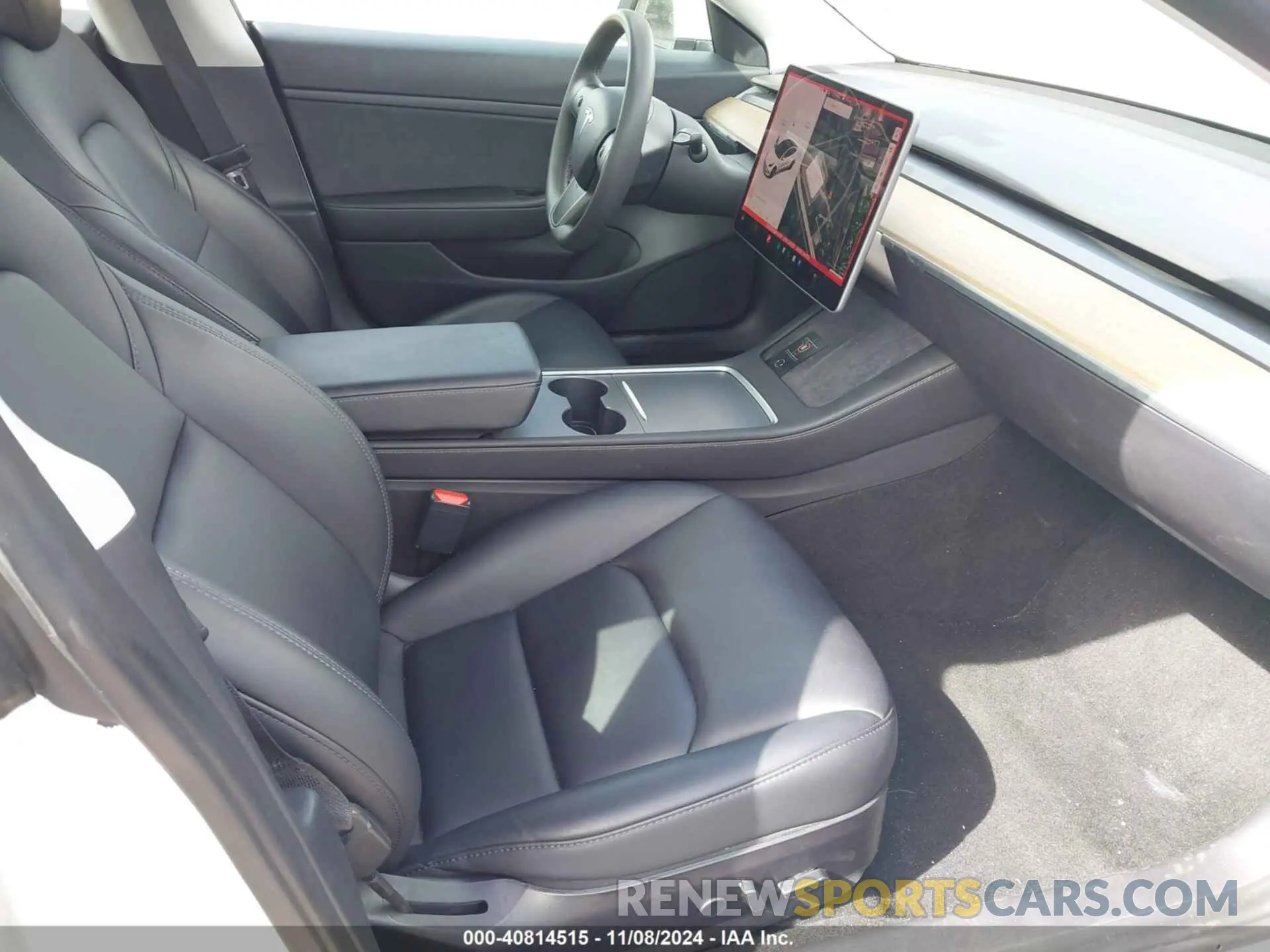 5 Photograph of a damaged car 5YJ3E1EA8MF852111 TESLA MODEL 3 2021