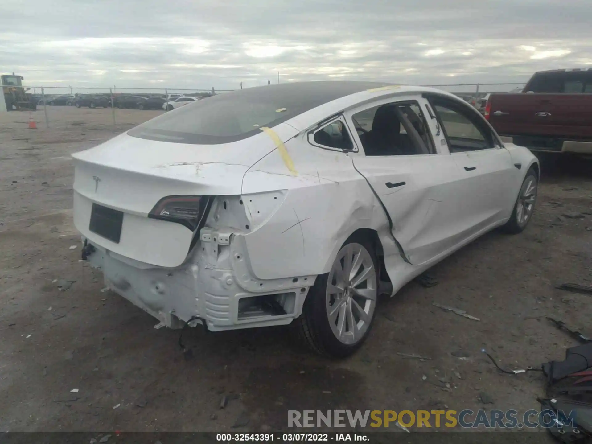 6 Photograph of a damaged car 5YJ3E1EA8MF861598 TESLA MODEL 3 2021