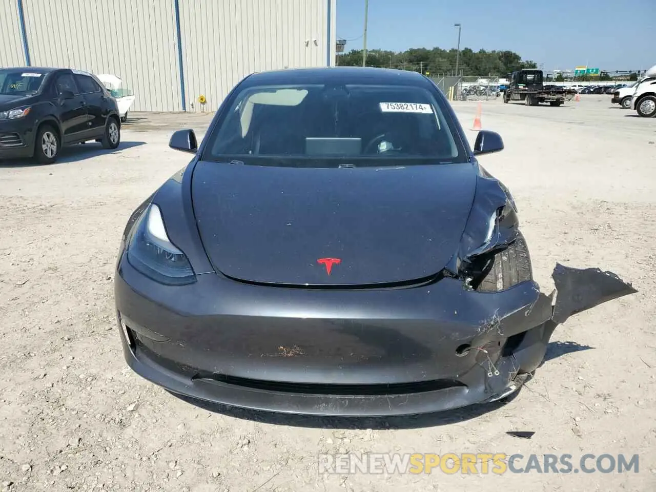 5 Photograph of a damaged car 5YJ3E1EA8MF866929 TESLA MODEL 3 2021