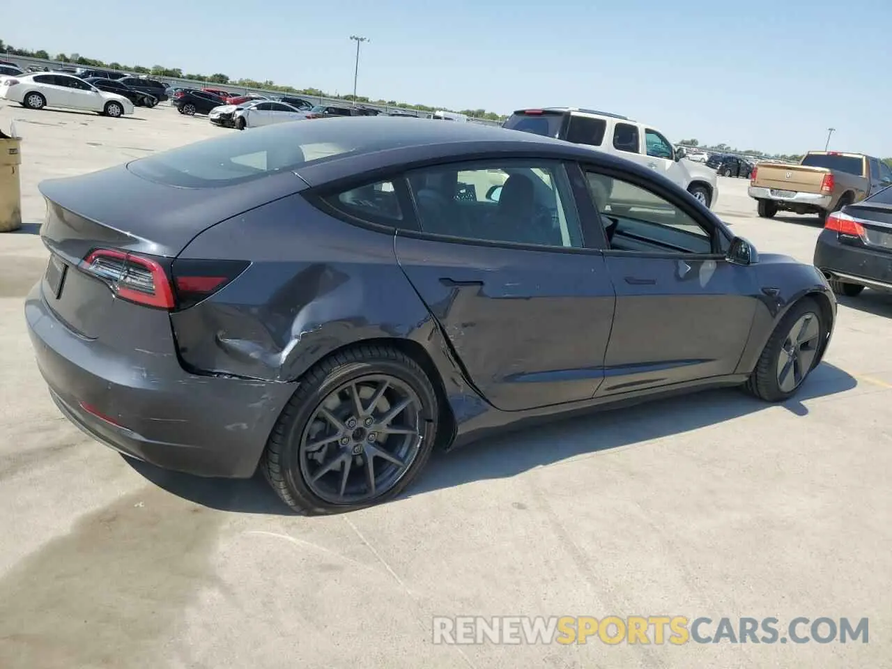 3 Photograph of a damaged car 5YJ3E1EA8MF867546 TESLA MODEL 3 2021