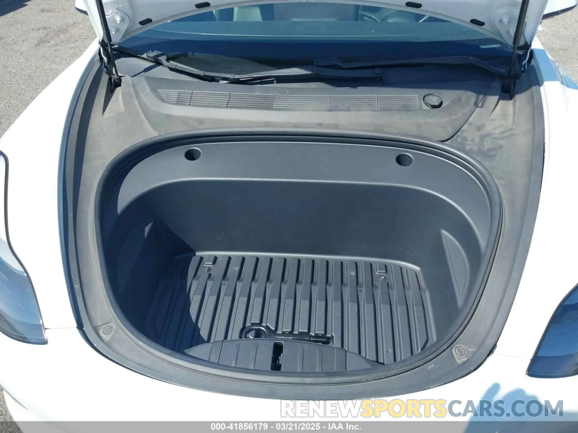 10 Photograph of a damaged car 5YJ3E1EA8MF867790 TESLA MODEL 3 2021