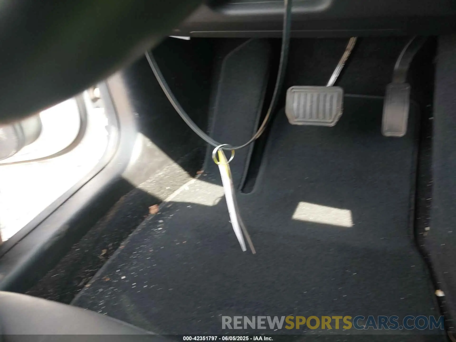 11 Photograph of a damaged car 5YJ3E1EA8MF871483 TESLA MODEL 3 2021