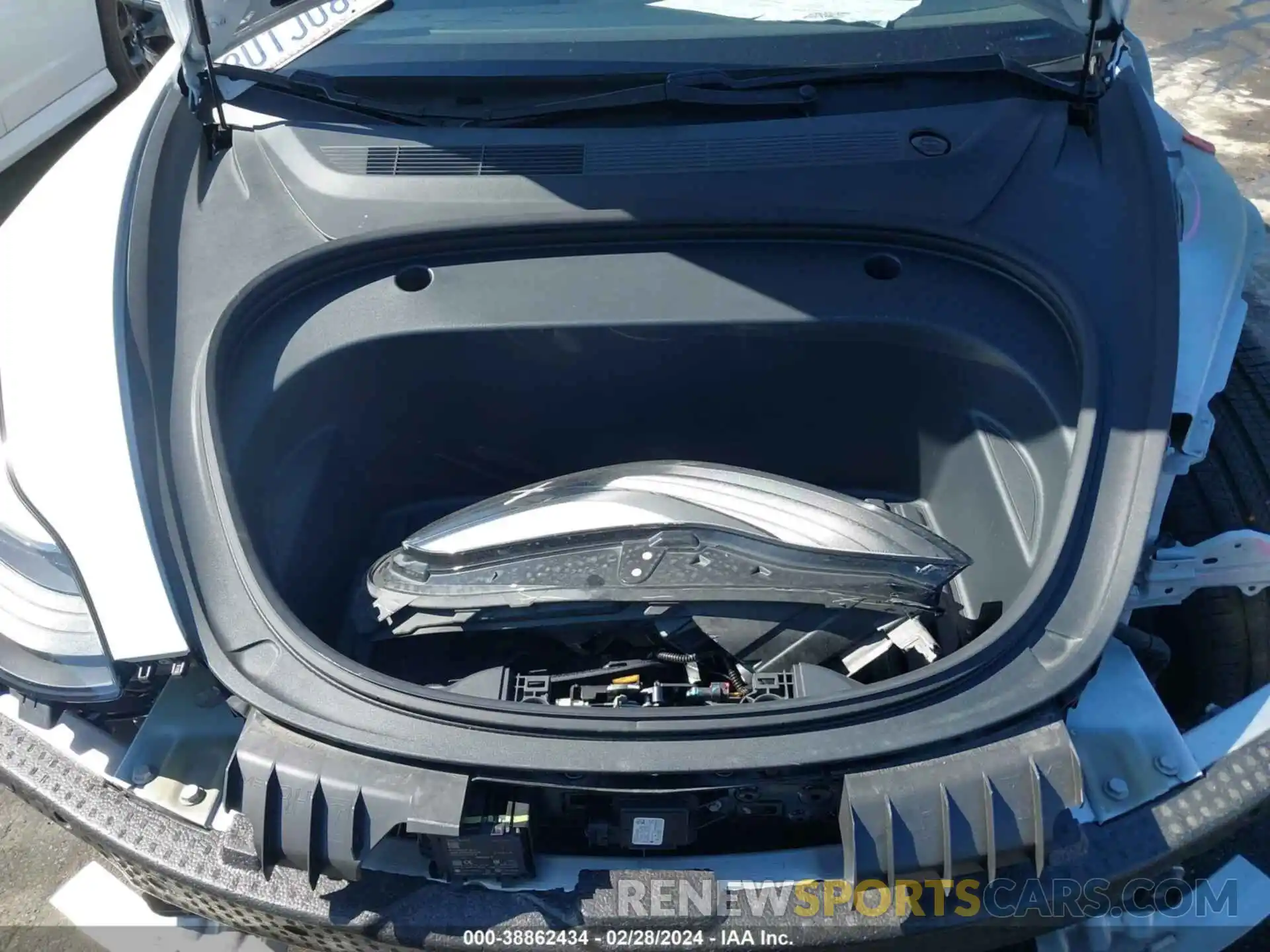 10 Photograph of a damaged car 5YJ3E1EA8MF878739 TESLA MODEL 3 2021