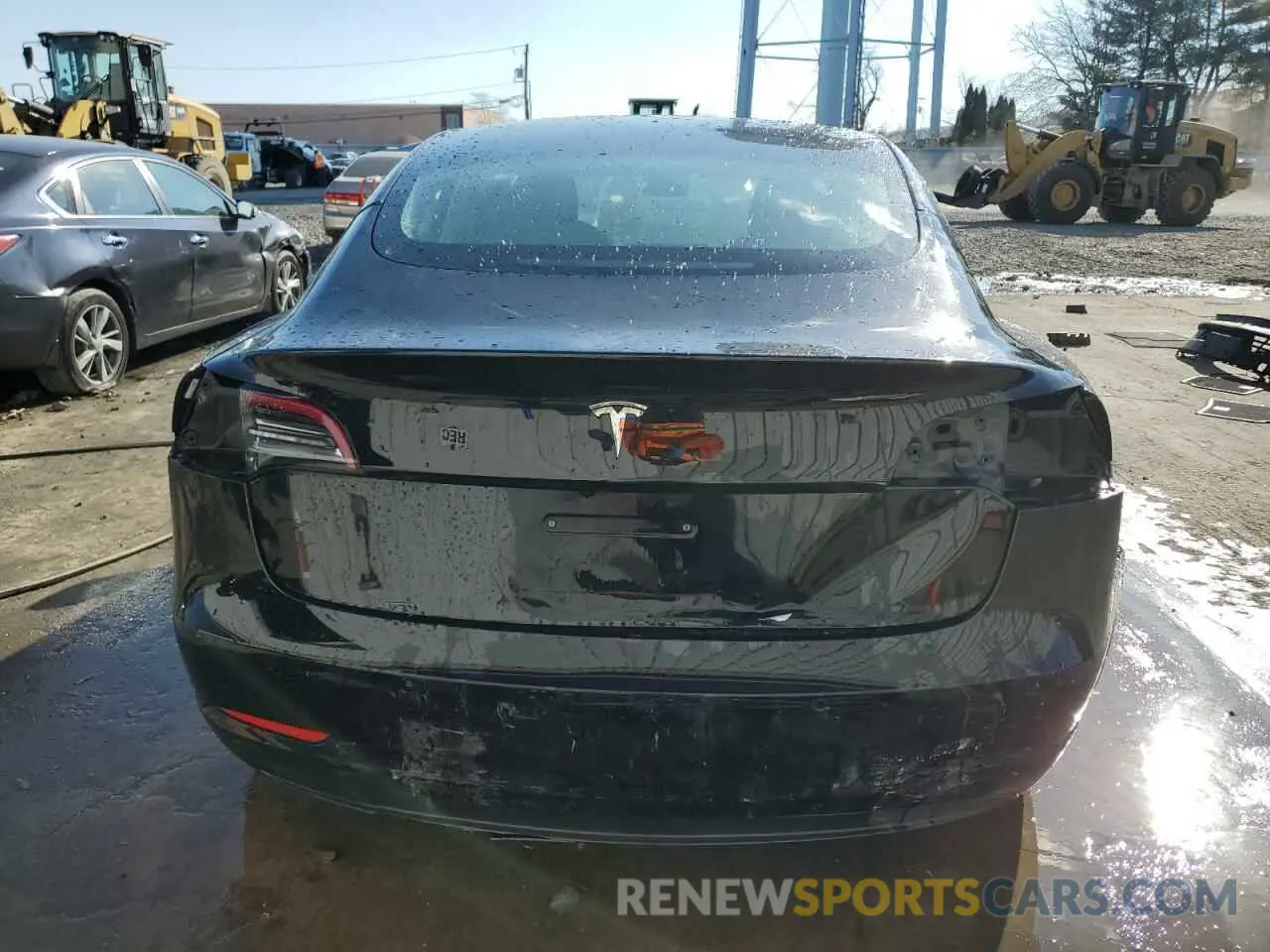 6 Photograph of a damaged car 5YJ3E1EA8MF907060 TESLA MODEL 3 2021