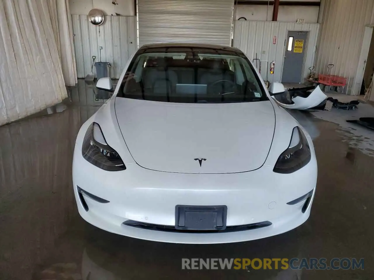 5 Photograph of a damaged car 5YJ3E1EA8MF907981 TESLA MODEL 3 2021