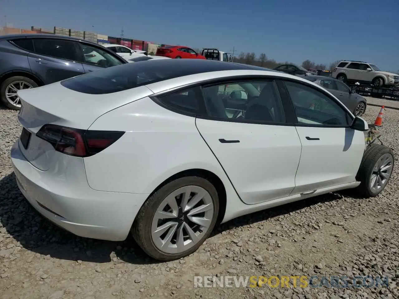 3 Photograph of a damaged car 5YJ3E1EA8MF915627 TESLA MODEL 3 2021