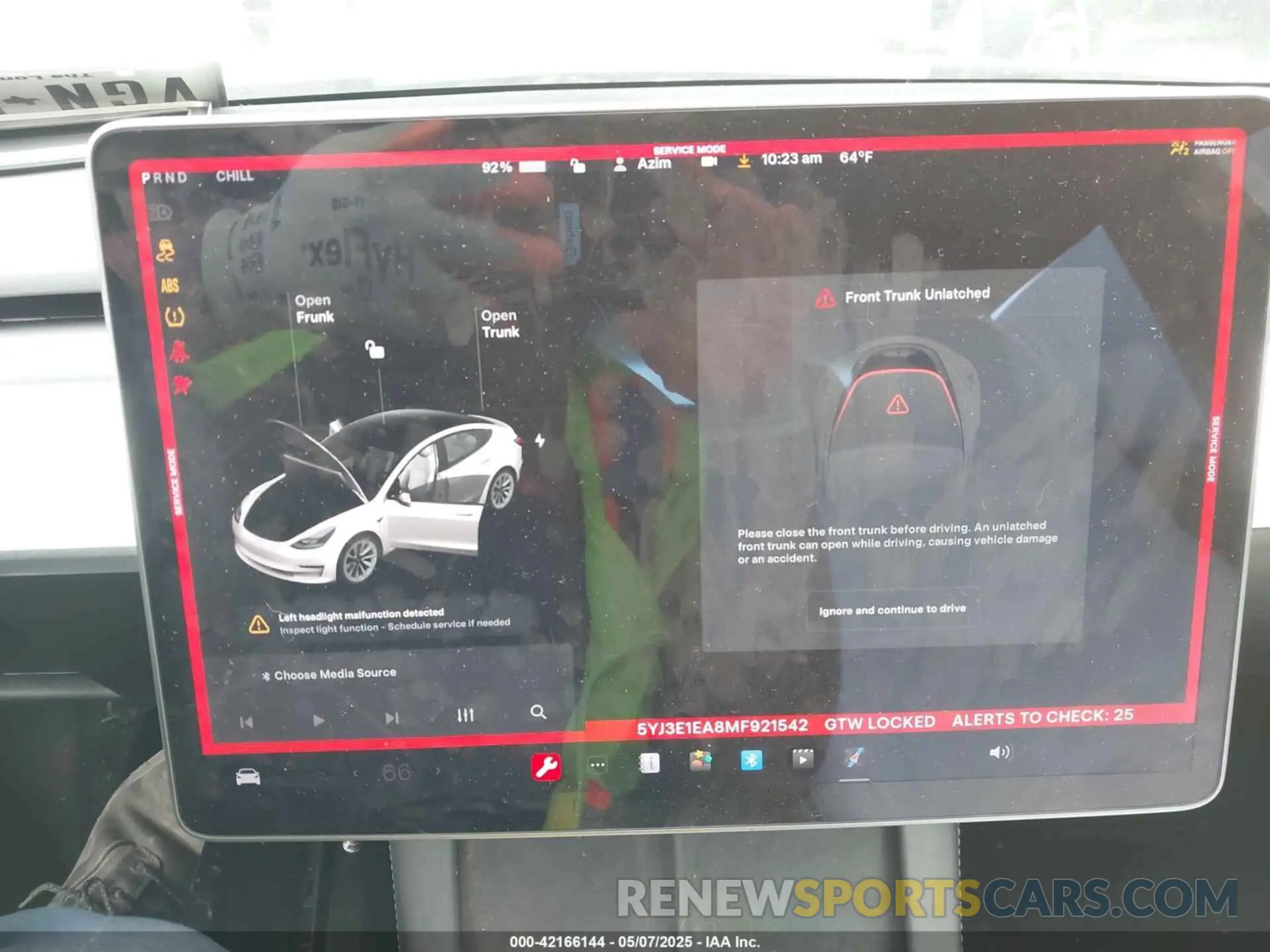 19 Photograph of a damaged car 5YJ3E1EA8MF921542 TESLA MODEL 3 2021