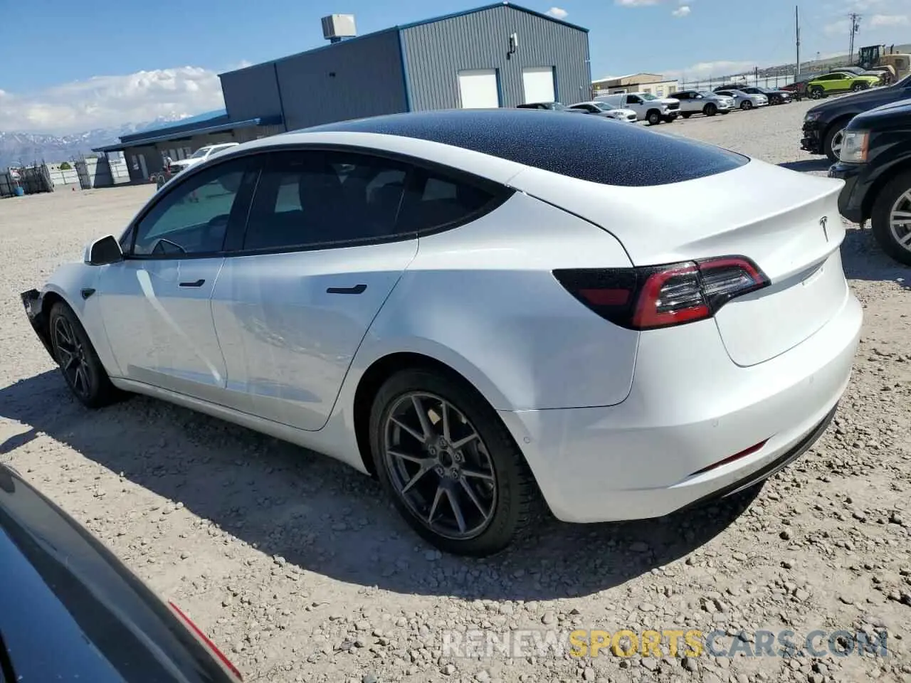 2 Photograph of a damaged car 5YJ3E1EA8MF922416 TESLA MODEL 3 2021