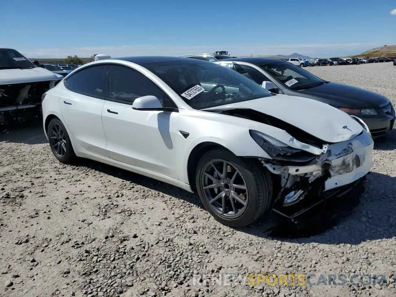 4 Photograph of a damaged car 5YJ3E1EA8MF922416 TESLA MODEL 3 2021