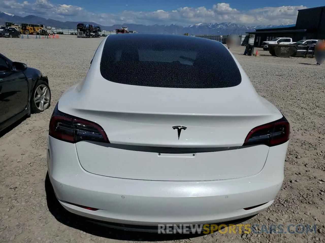 6 Photograph of a damaged car 5YJ3E1EA8MF922416 TESLA MODEL 3 2021