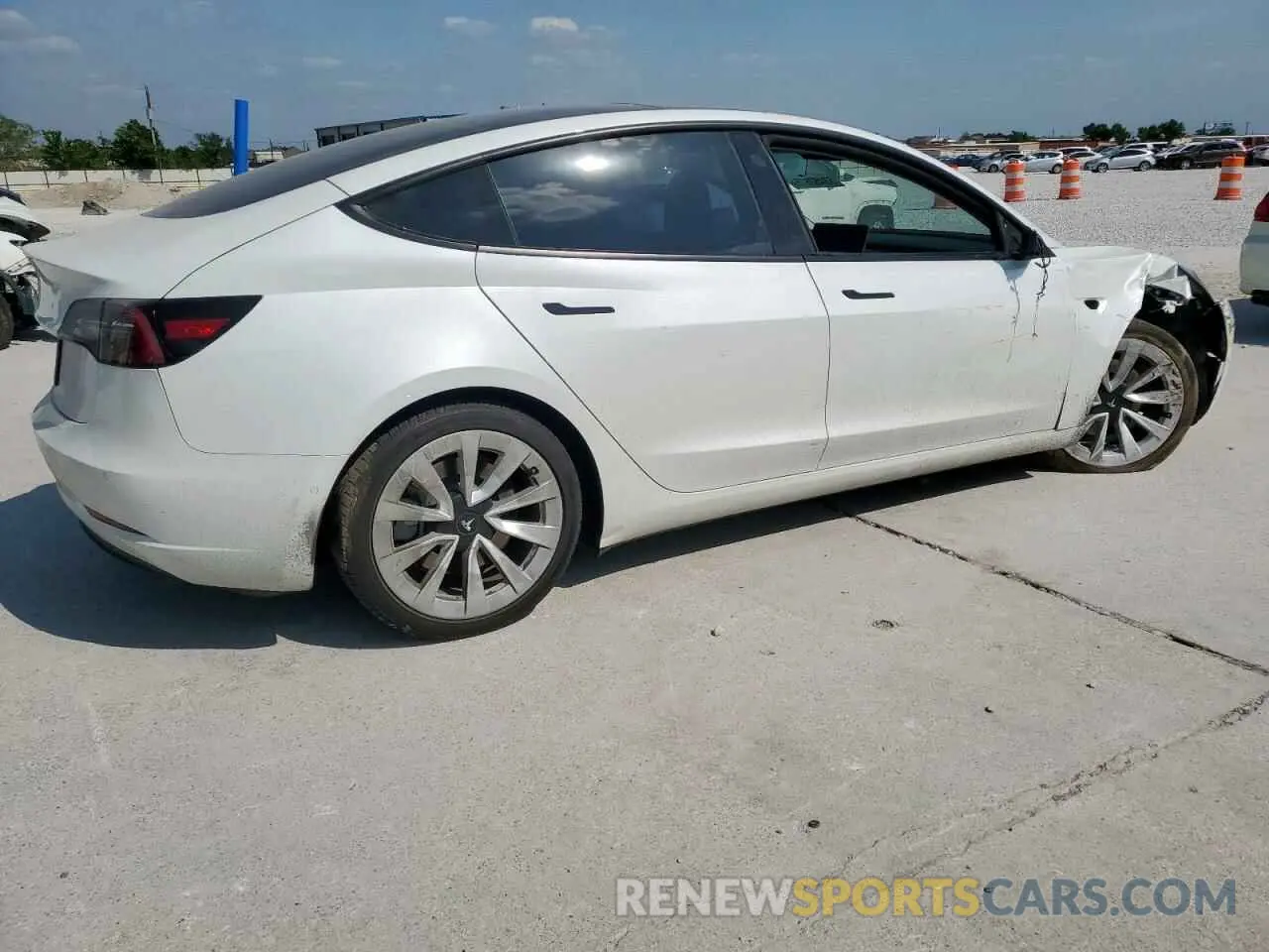 3 Photograph of a damaged car 5YJ3E1EA8MF961717 TESLA MODEL 3 2021