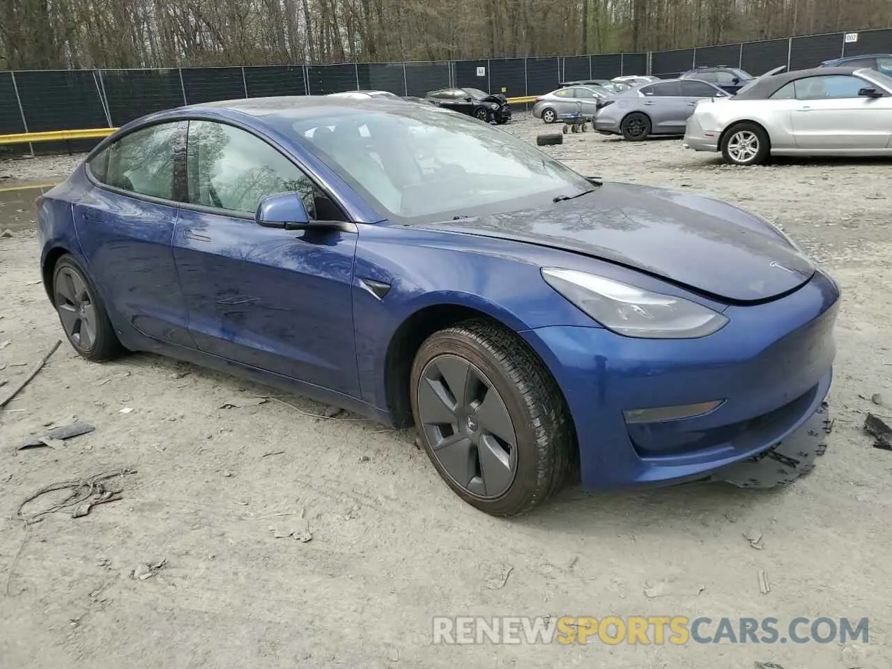 4 Photograph of a damaged car 5YJ3E1EA8MF973141 TESLA MODEL 3 2021