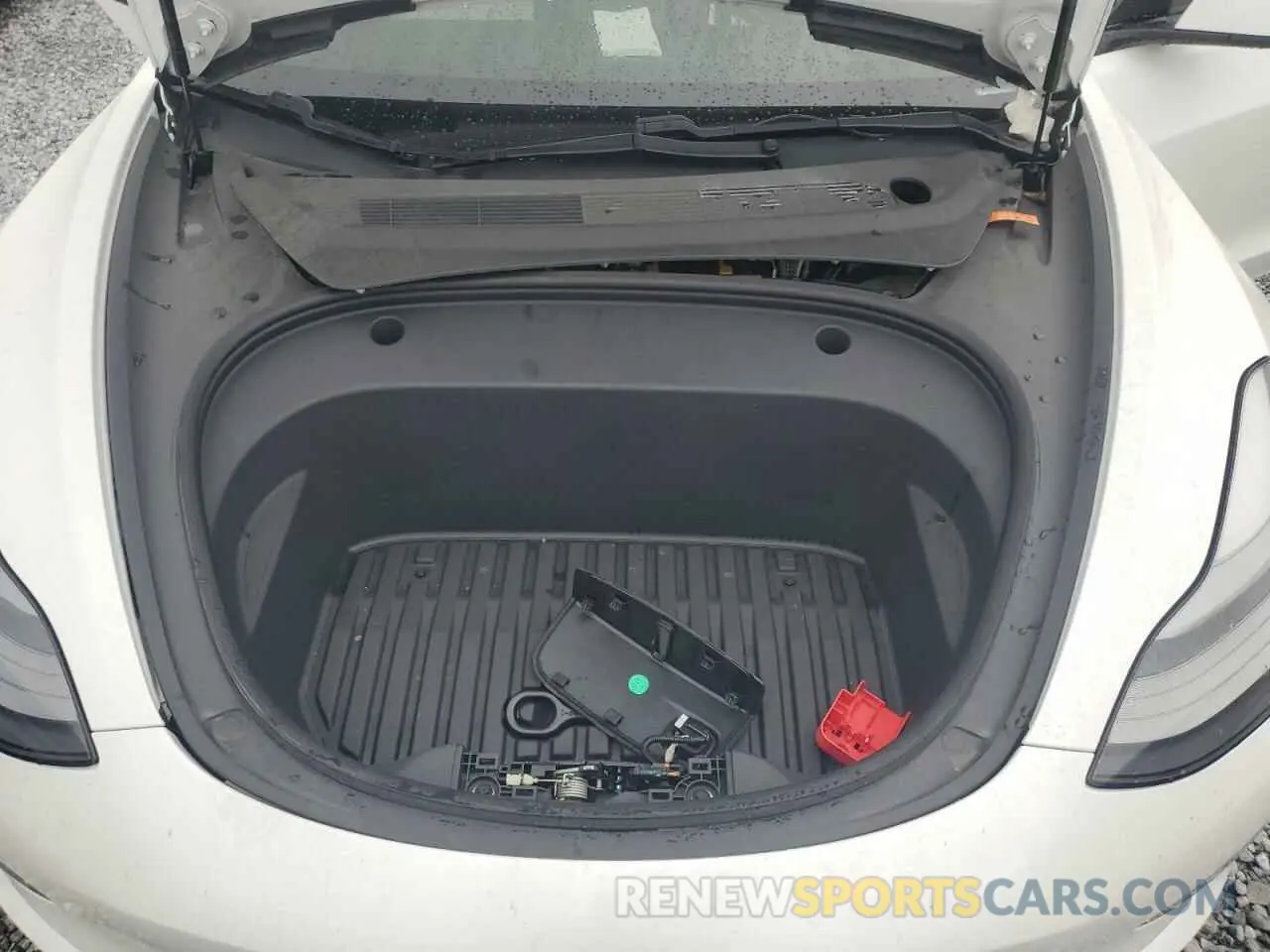 11 Photograph of a damaged car 5YJ3E1EA8MF978095 TESLA MODEL 3 2021