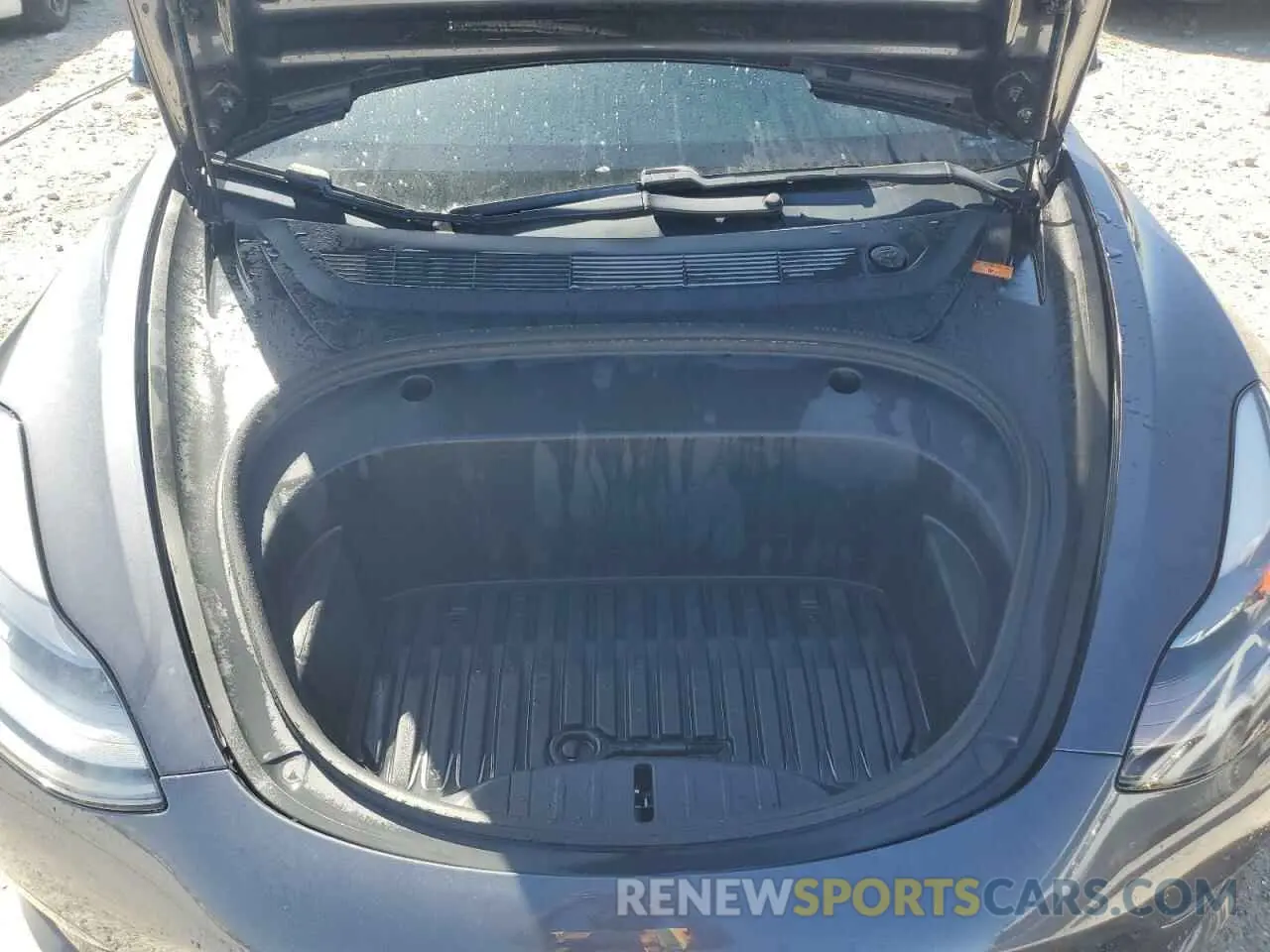 11 Photograph of a damaged car 5YJ3E1EA8MF978419 TESLA MODEL 3 2021