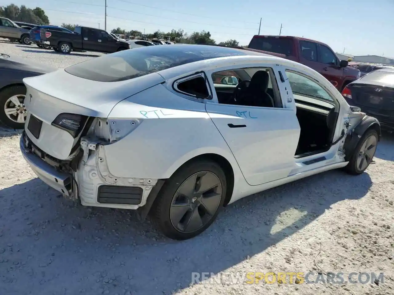 3 Photograph of a damaged car 5YJ3E1EA8MF982227 TESLA MODEL 3 2021