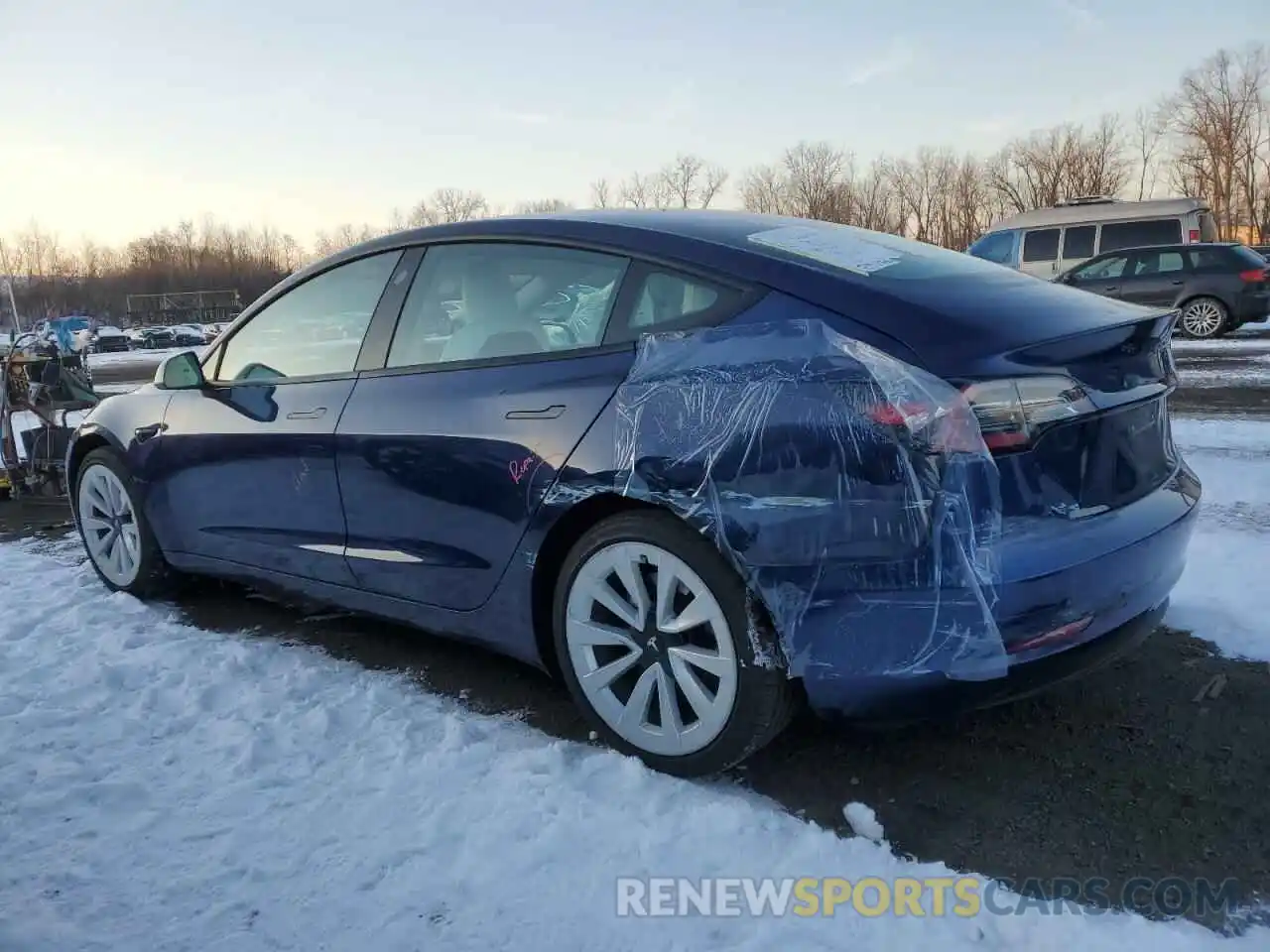 2 Photograph of a damaged car 5YJ3E1EA8MF989713 TESLA MODEL 3 2021