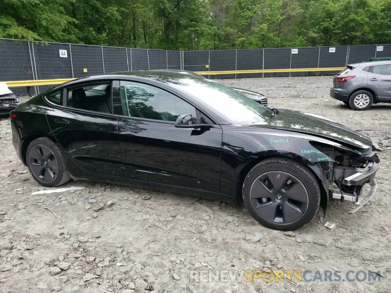4 Photograph of a damaged car 5YJ3E1EA8MF991378 TESLA MODEL 3 2021