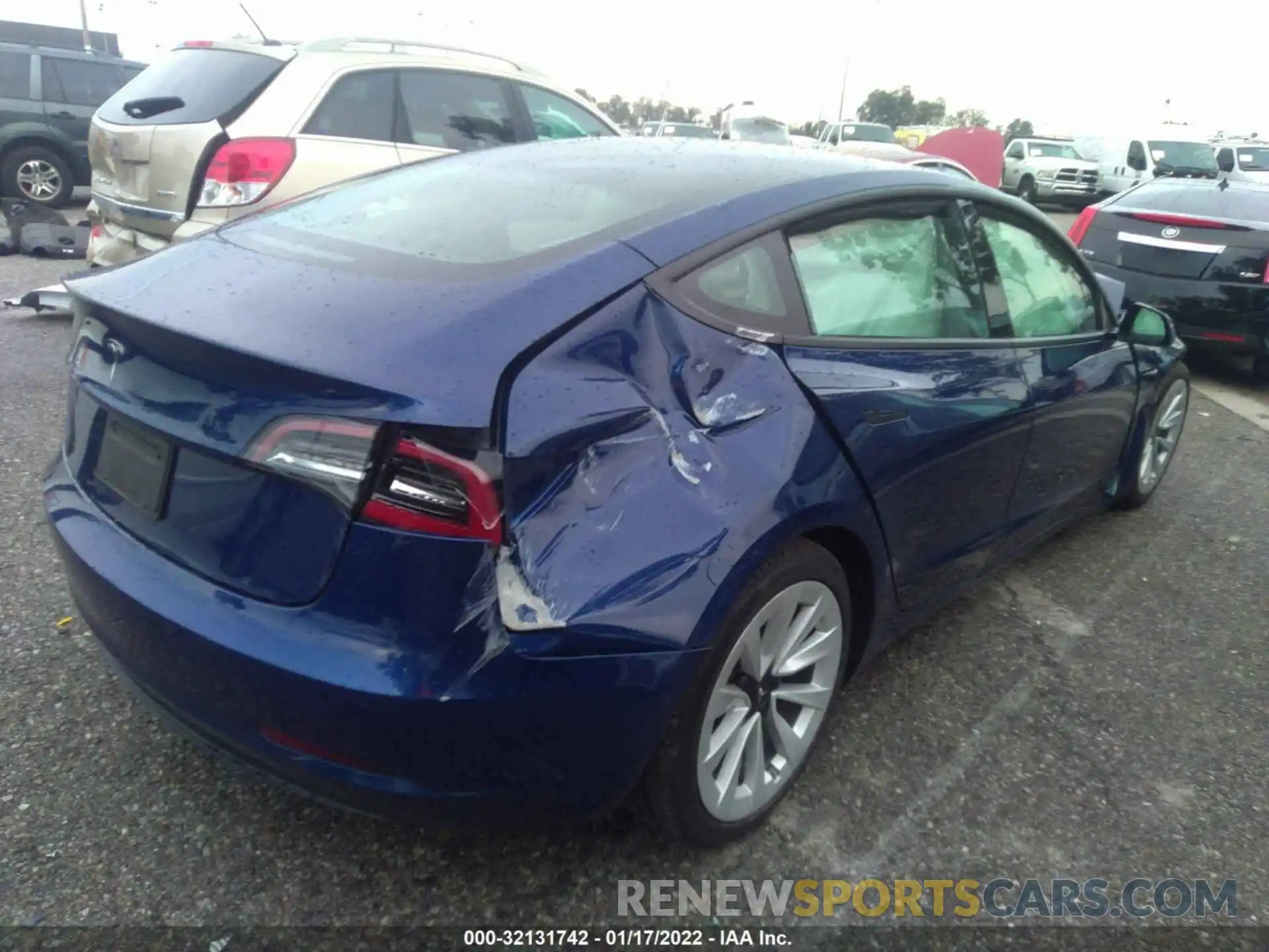 4 Photograph of a damaged car 5YJ3E1EA9MF001449 TESLA MODEL 3 2021