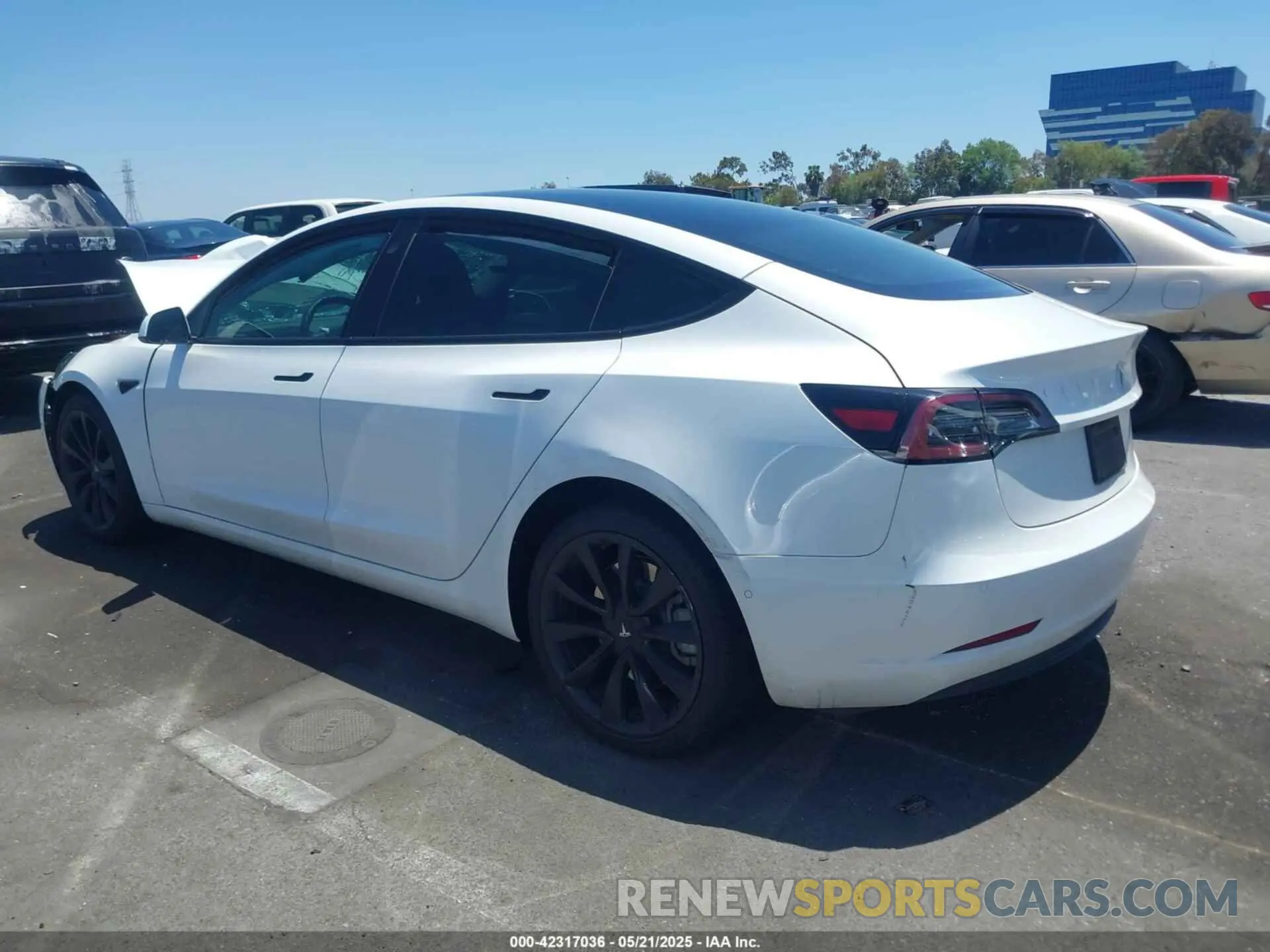 3 Photograph of a damaged car 5YJ3E1EA9MF001936 TESLA MODEL 3 2021
