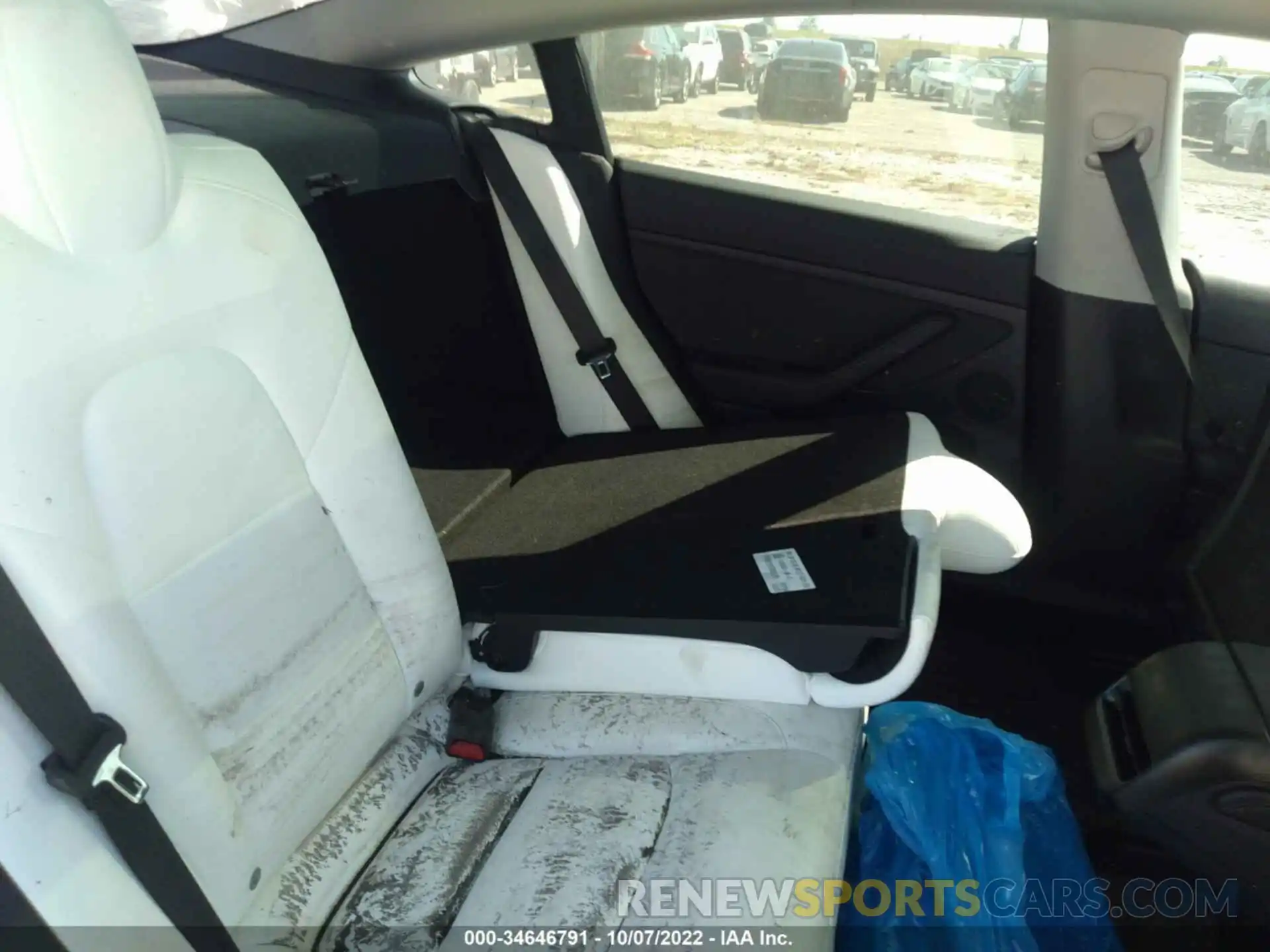 8 Photograph of a damaged car 5YJ3E1EA9MF018770 TESLA MODEL 3 2021