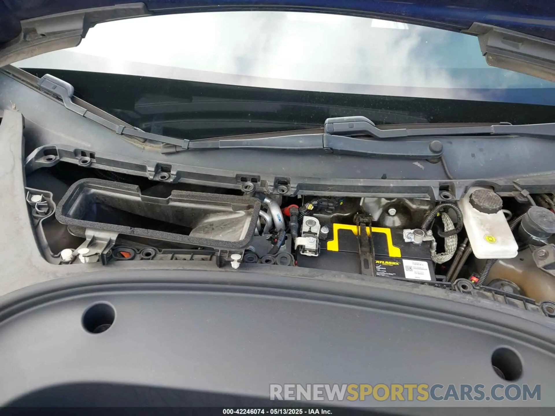 10 Photograph of a damaged car 5YJ3E1EA9MF020860 TESLA MODEL 3 2021