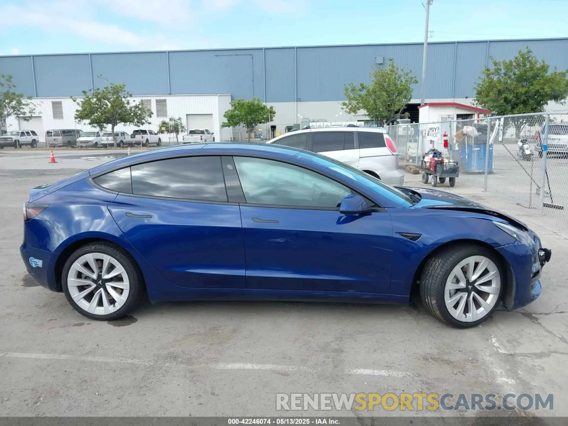 13 Photograph of a damaged car 5YJ3E1EA9MF020860 TESLA MODEL 3 2021
