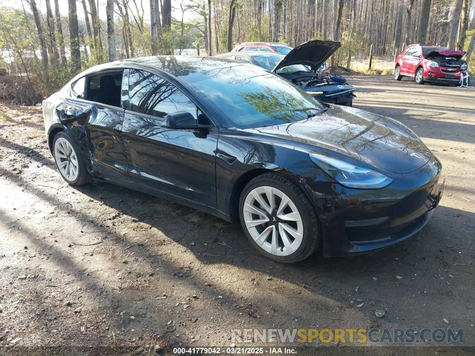 1 Photograph of a damaged car 5YJ3E1EA9MF021068 TESLA MODEL 3 2021