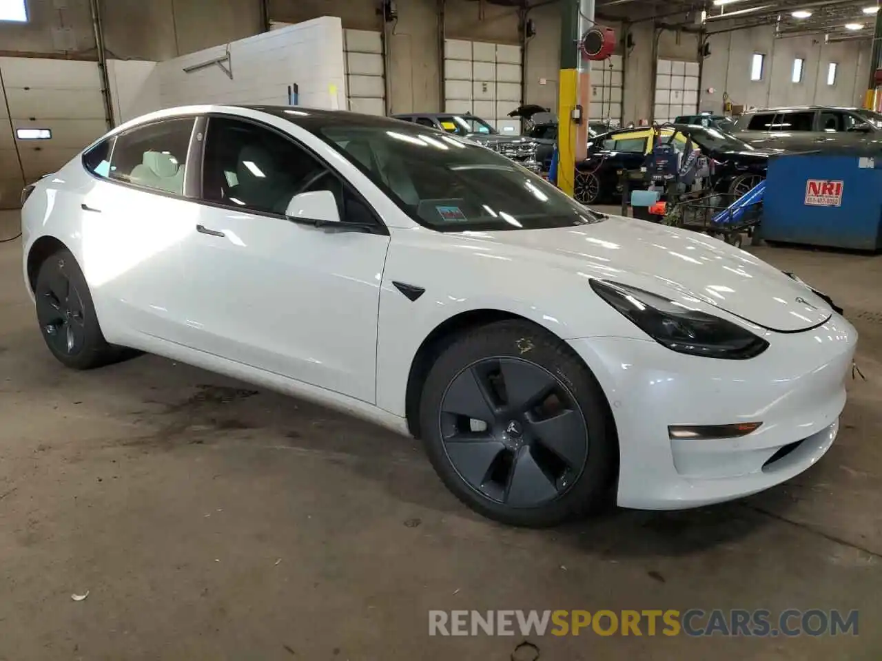 4 Photograph of a damaged car 5YJ3E1EA9MF024875 TESLA MODEL 3 2021