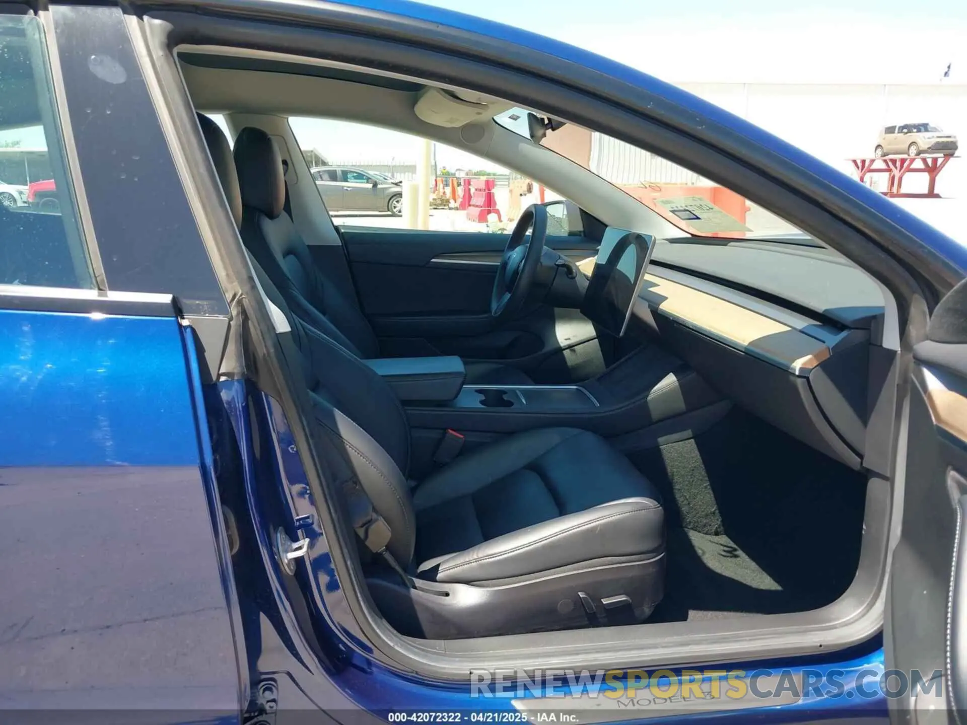5 Photograph of a damaged car 5YJ3E1EA9MF027615 TESLA MODEL 3 2021