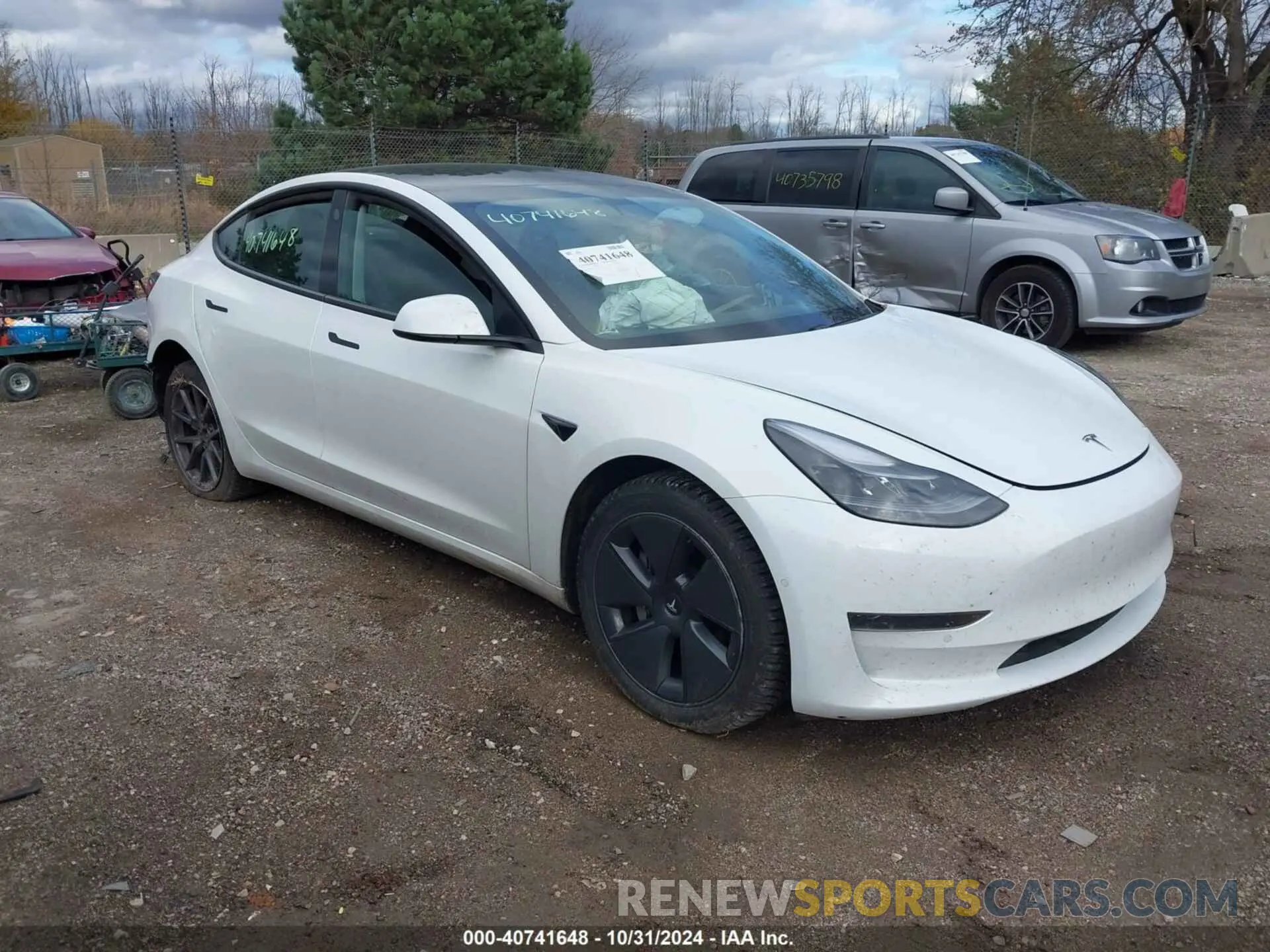 1 Photograph of a damaged car 5YJ3E1EA9MF027839 TESLA MODEL 3 2021