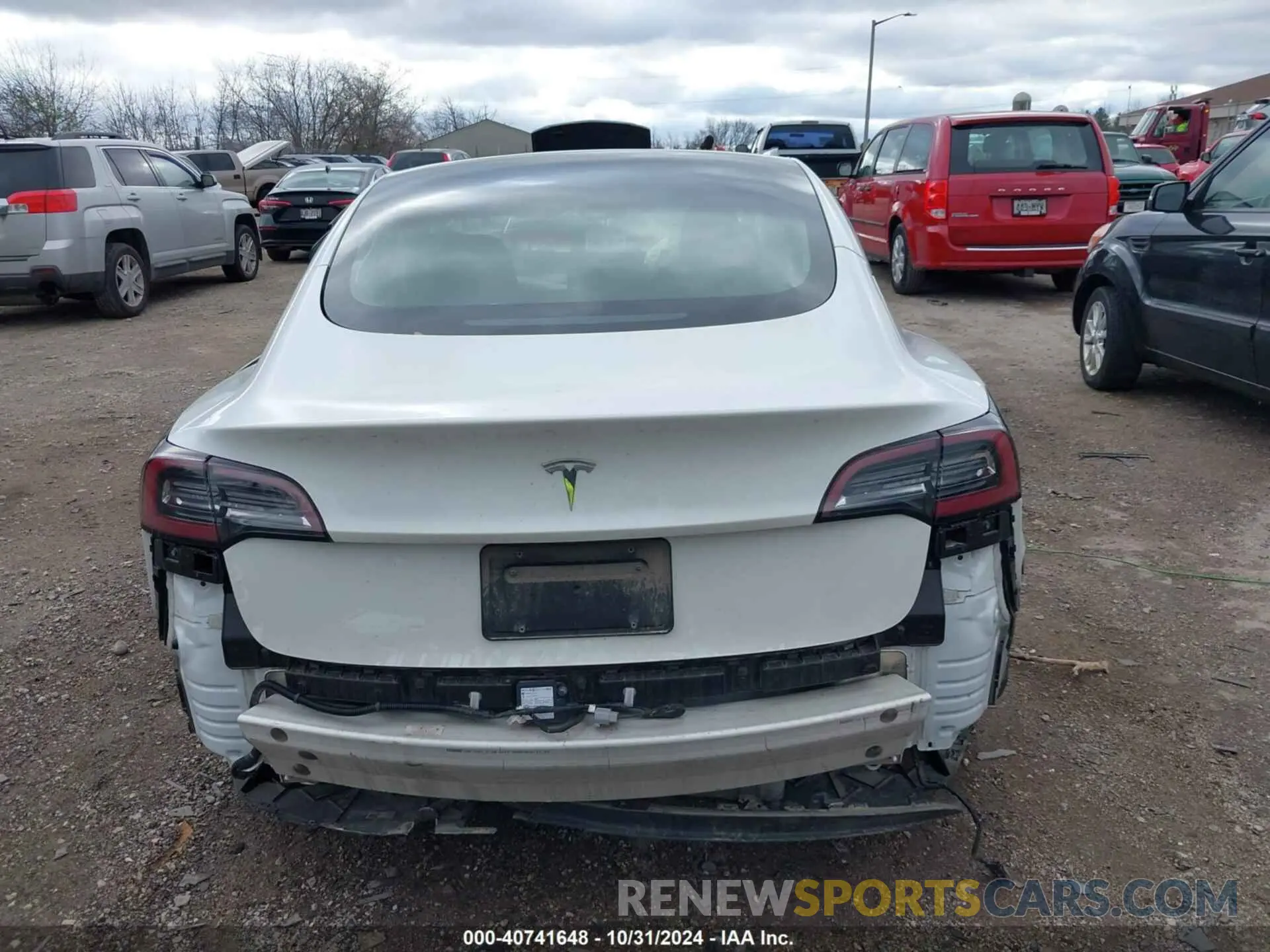 16 Photograph of a damaged car 5YJ3E1EA9MF027839 TESLA MODEL 3 2021