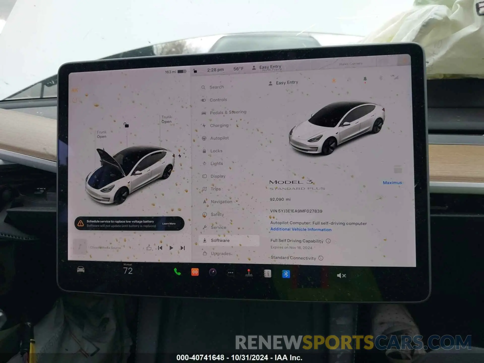 17 Photograph of a damaged car 5YJ3E1EA9MF027839 TESLA MODEL 3 2021