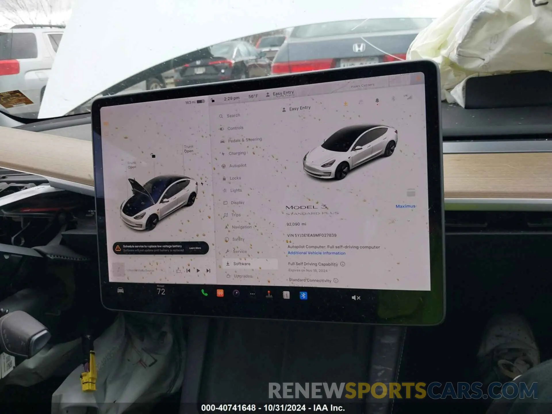 18 Photograph of a damaged car 5YJ3E1EA9MF027839 TESLA MODEL 3 2021