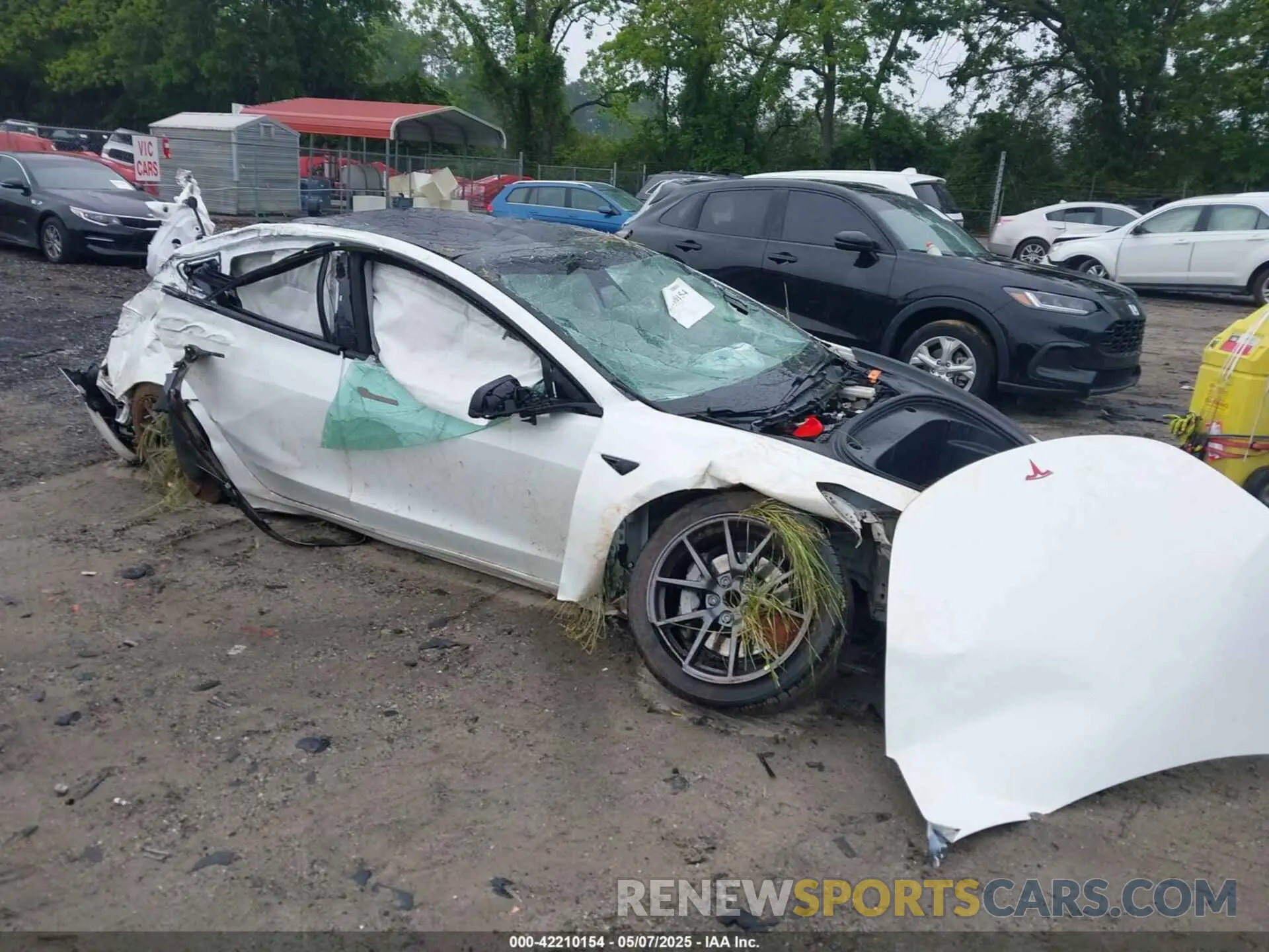 1 Photograph of a damaged car 5YJ3E1EA9MF029154 TESLA MODEL 3 2021